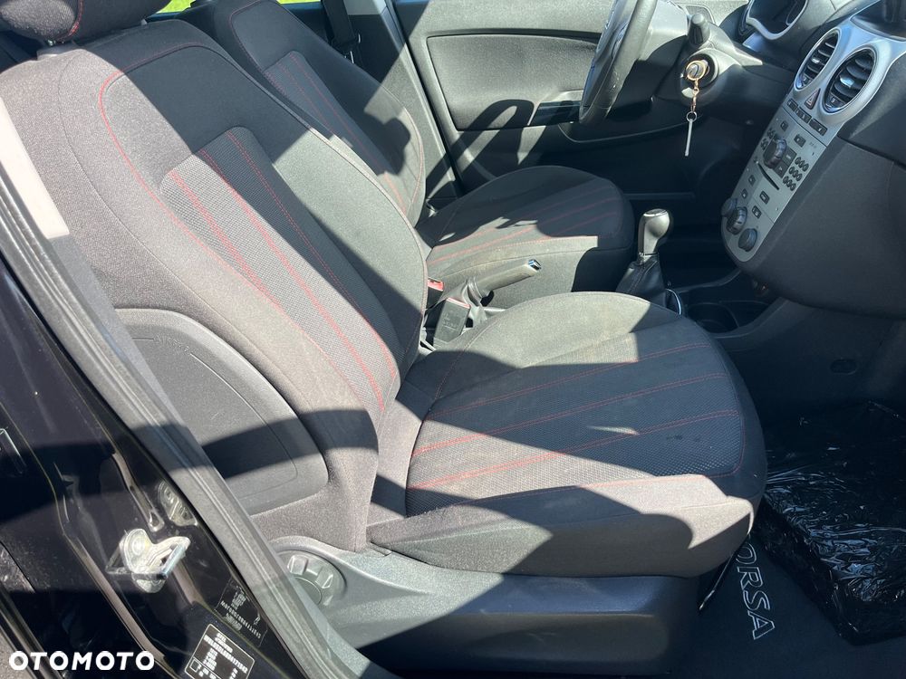 Opel Corsa 1.4 16V Essentia - 14