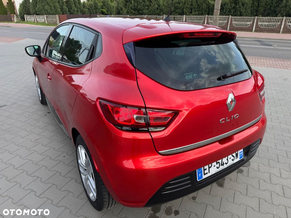 Renault Clio - 10
