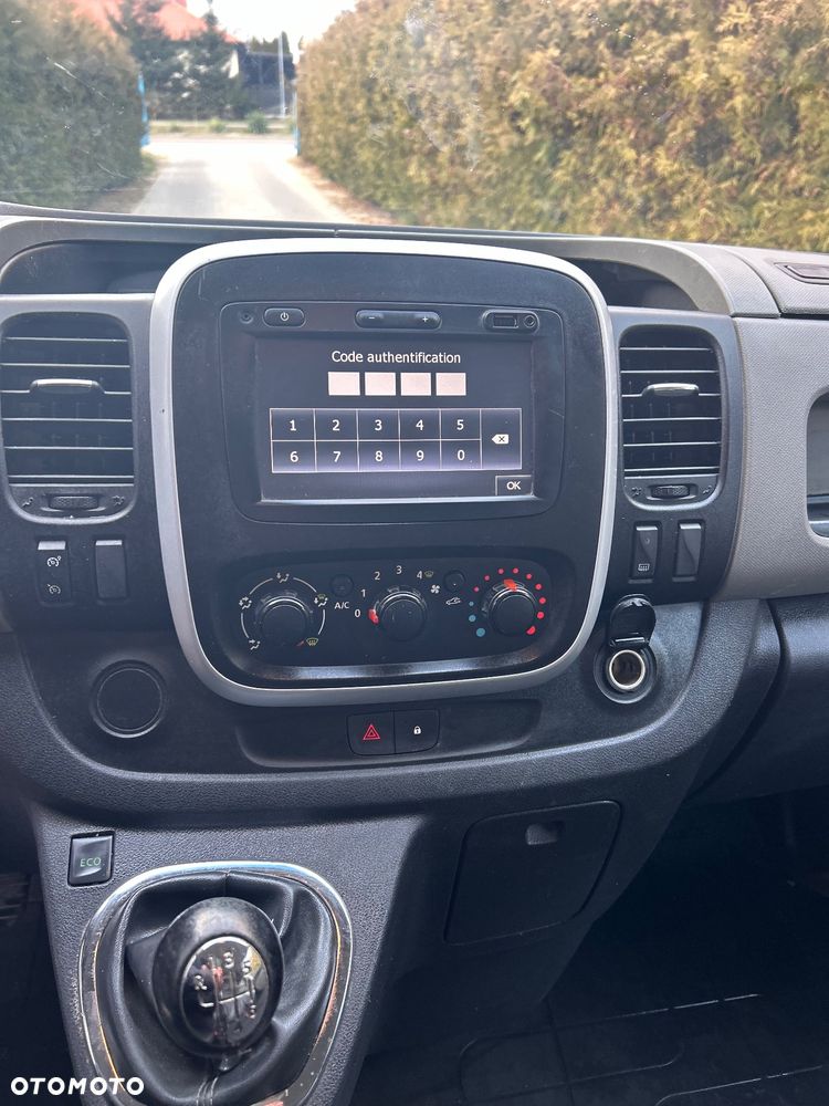 Renault Trafic - 21