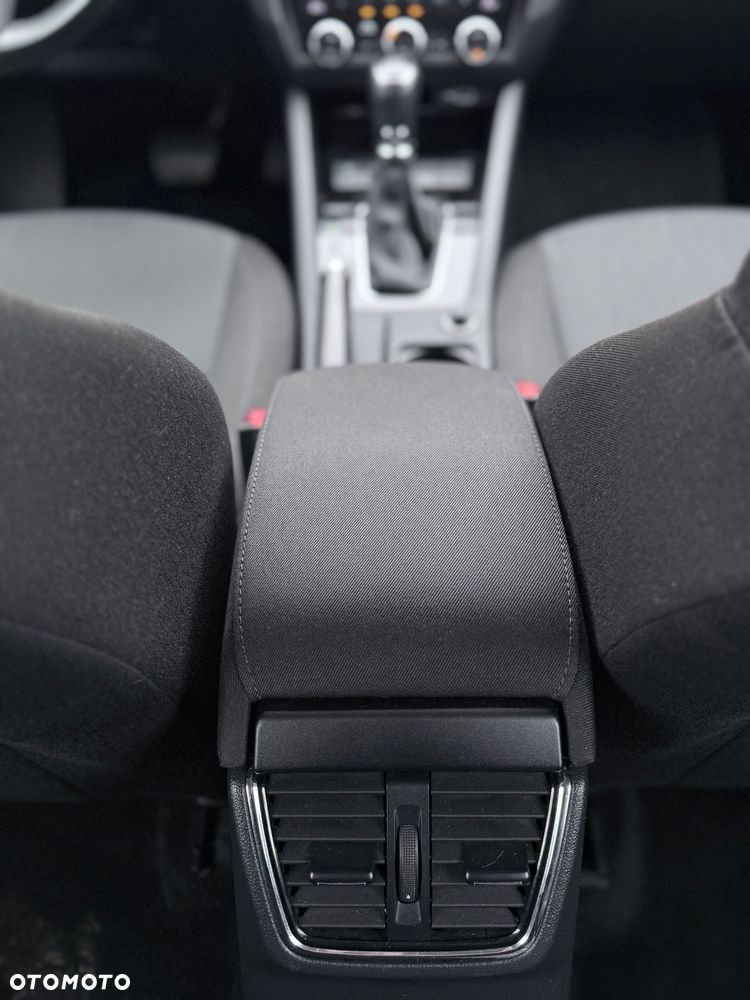 Skoda Octavia 1.6 TDI SCR Style DSG - 18