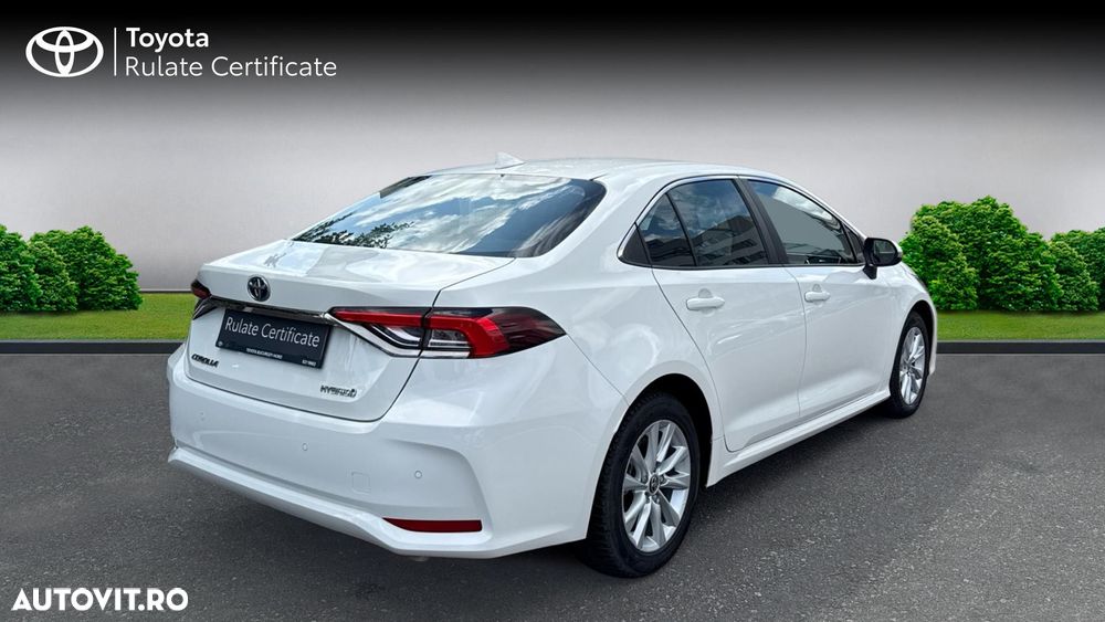 Toyota Corolla 1.8 HSD Business - 9