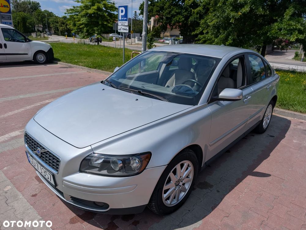 Volvo S40 1.8 Momentum - 1