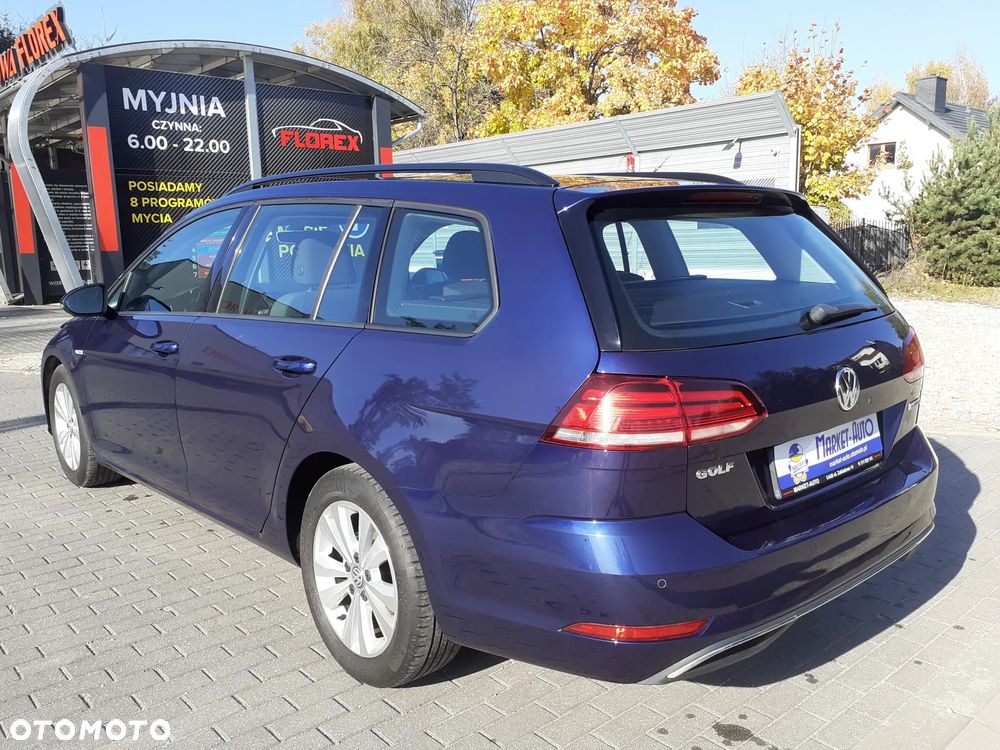Volkswagen Golf 1.5 TSI BMT Comfortline - 3