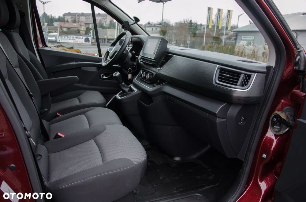 Renault Trafic 2.0 dCi Escapade - 19