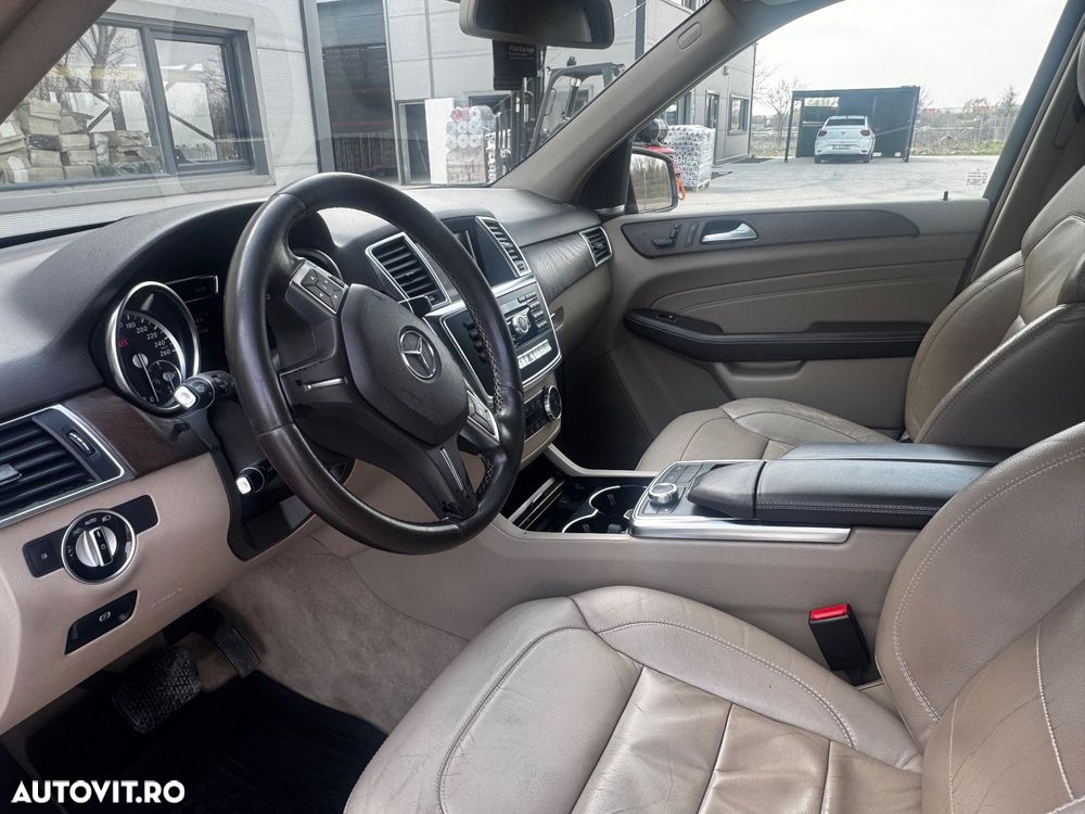 Mercedes-Benz ML - 9