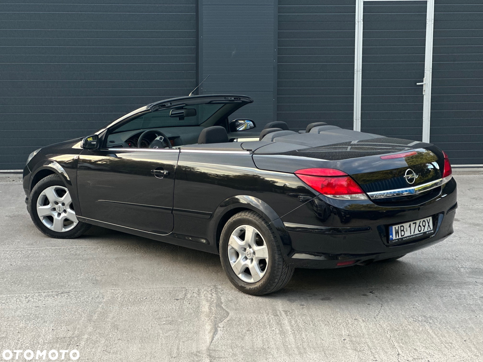 Opel Astra TwinTop 1.6 Enjoy - 4