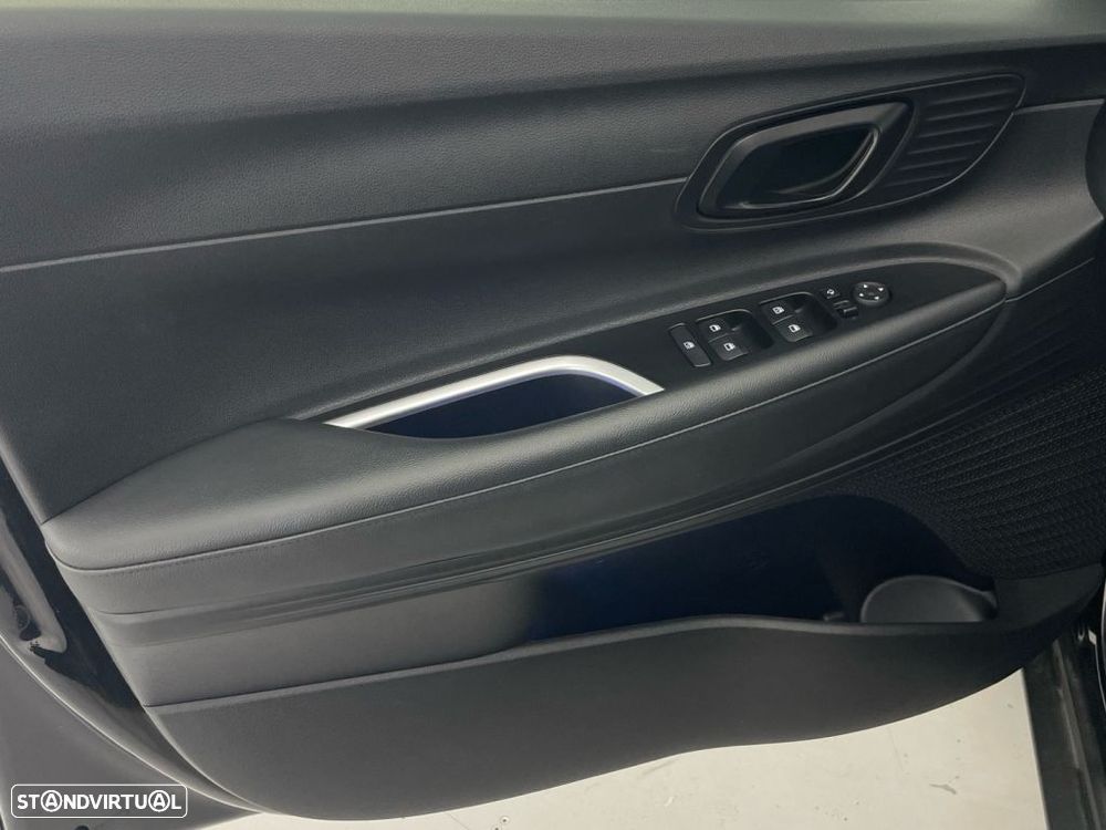 Hyundai Bayon 1.0 T-GDI Premium - 17