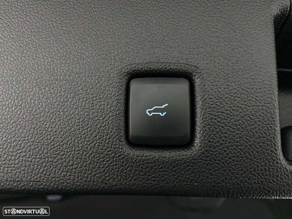 Ford Kuga 2.5 PHEV ST-Line X - 11