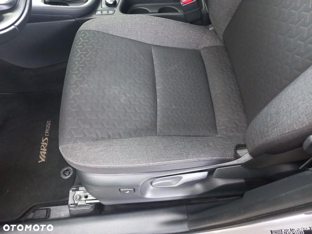 Toyota Yaris Cross Hybrid 1.5 Comfort 4x4 - 9