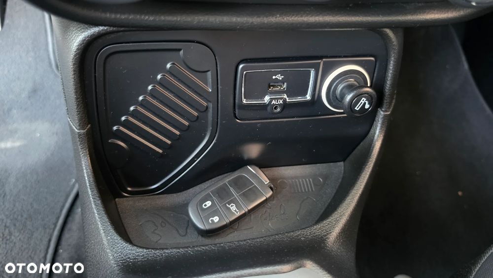 Jeep Renegade 1.4 MultiAir Limited - 19