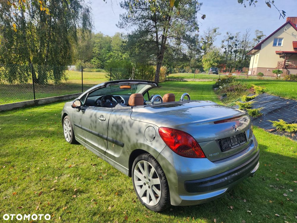 Peugeot 207 120 Automatik Premium - 14