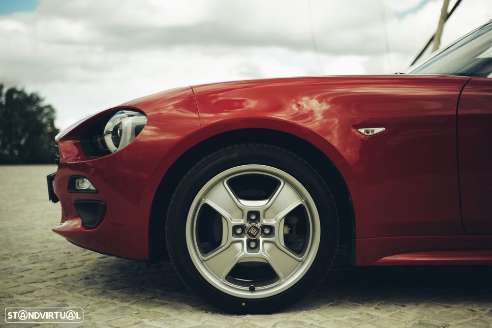 Fiat 124 Spider 1.4 T Multiair Lusso Europa Limited - 12