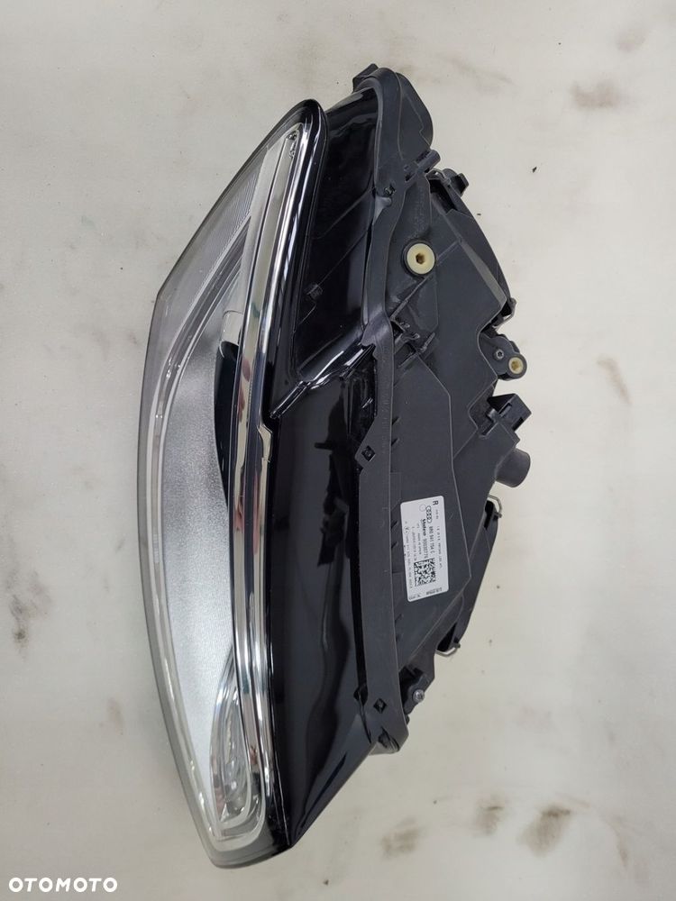 LAMPA PRAWY PRZÓD AUDI Q5 8R0941754C - 2