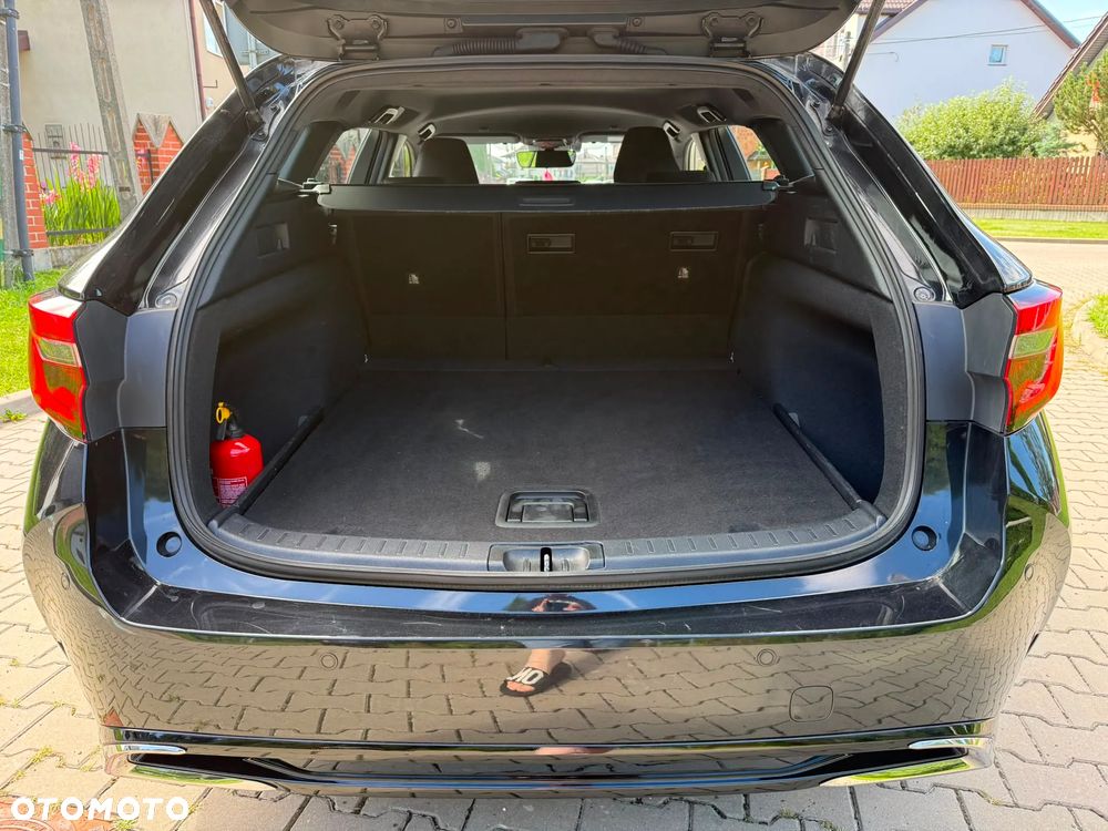 Toyota Corolla 1.8 Hybrid Comfort - 6