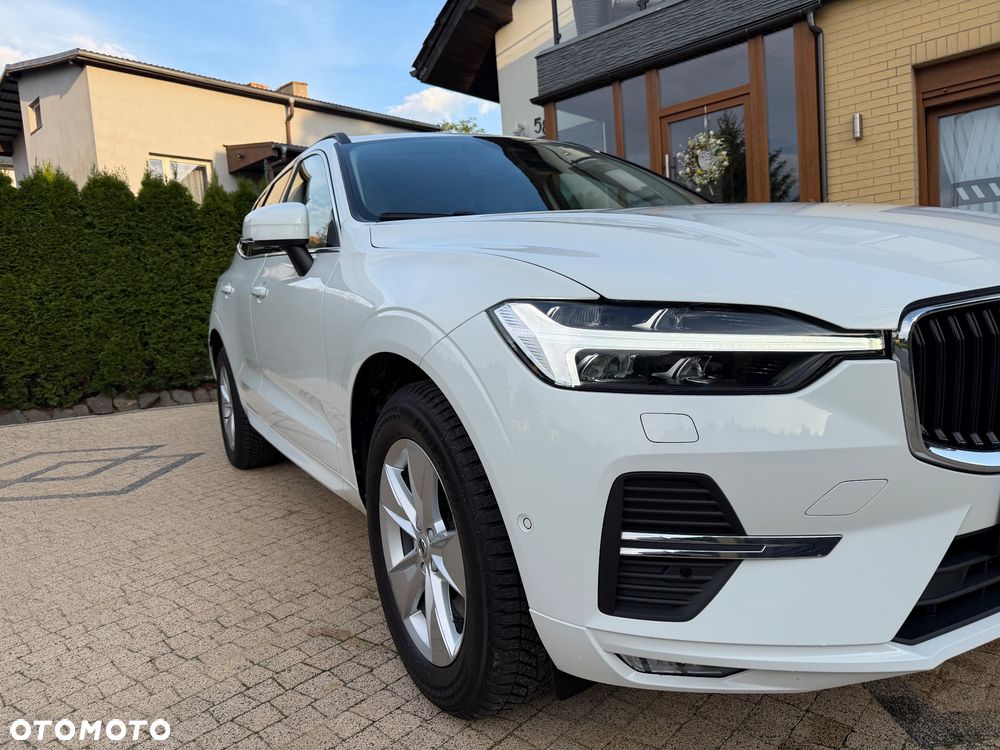 Volvo XC 60 B4 D AWD Plus Bright - 9