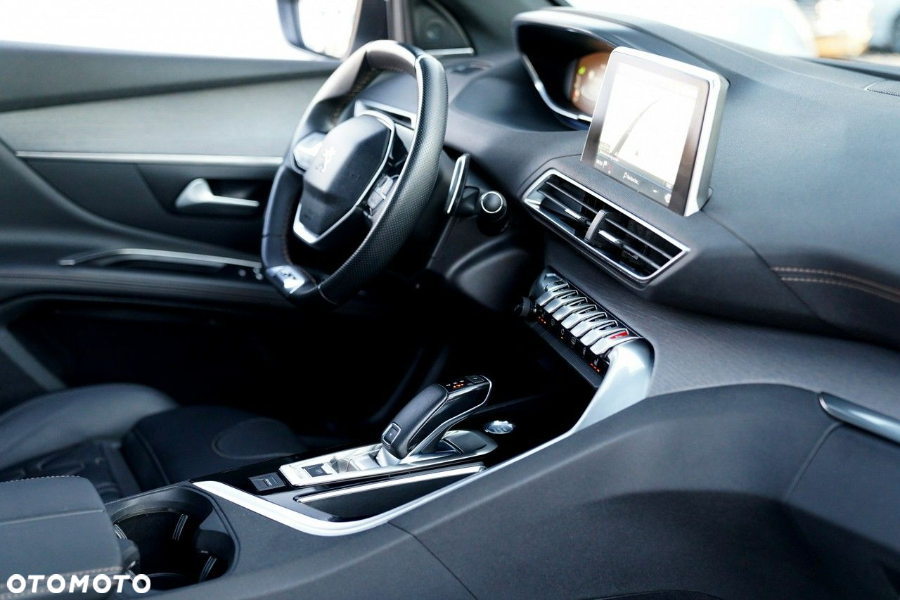 Peugeot 5008 BlueHDI 180 EAT8 GT - 25