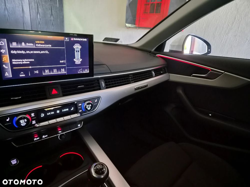 Audi A4 Avant 35 TFSI mHEV - 20