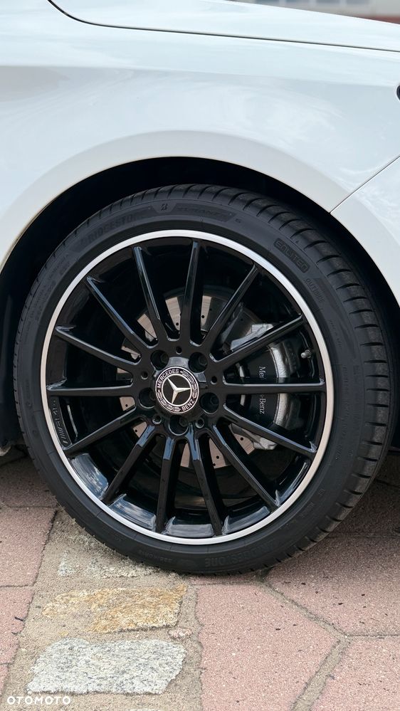 Mercedes-Benz CLA 200 7G-DCT AMG Line - 9