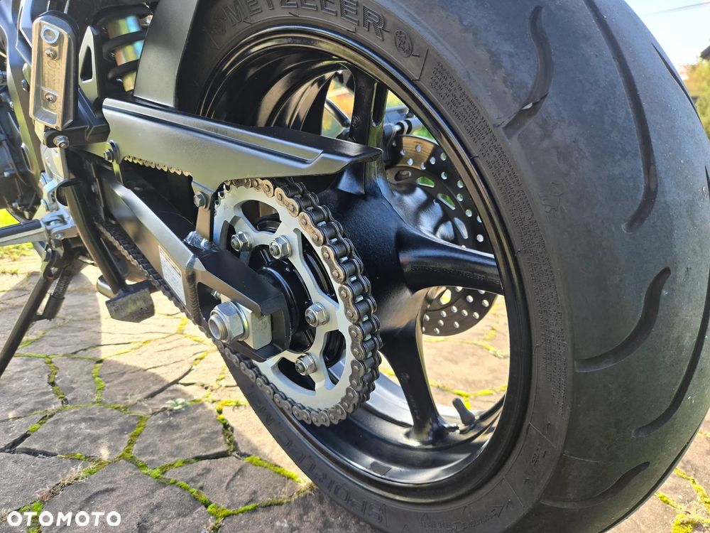 Yamaha FZ6 - 8