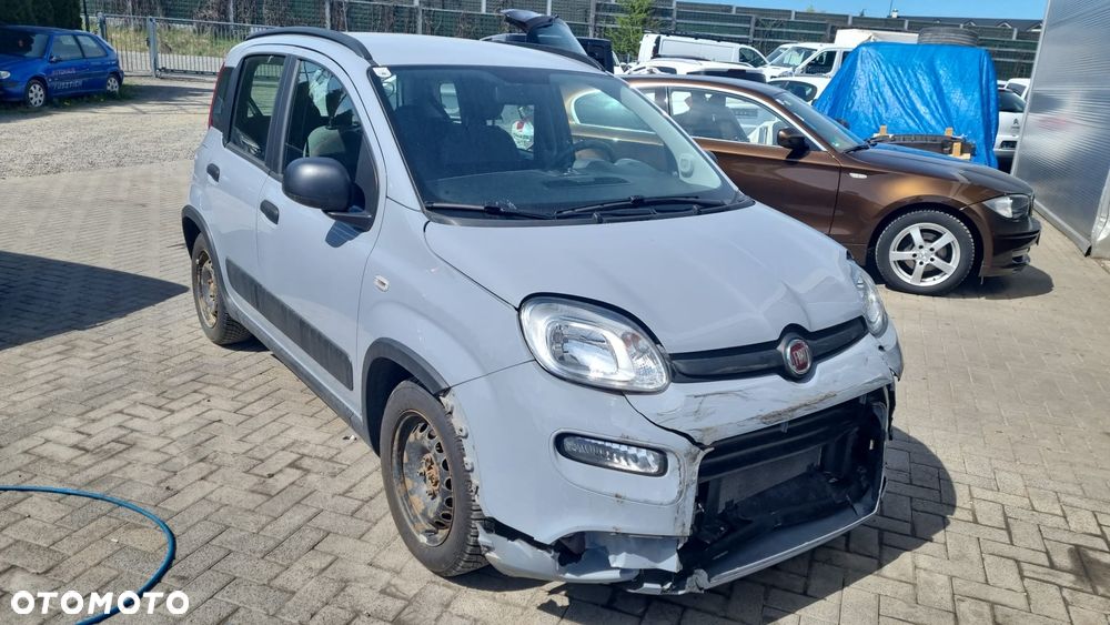 Fiat Panda 1.0 Hybrid Launch Edition - 1