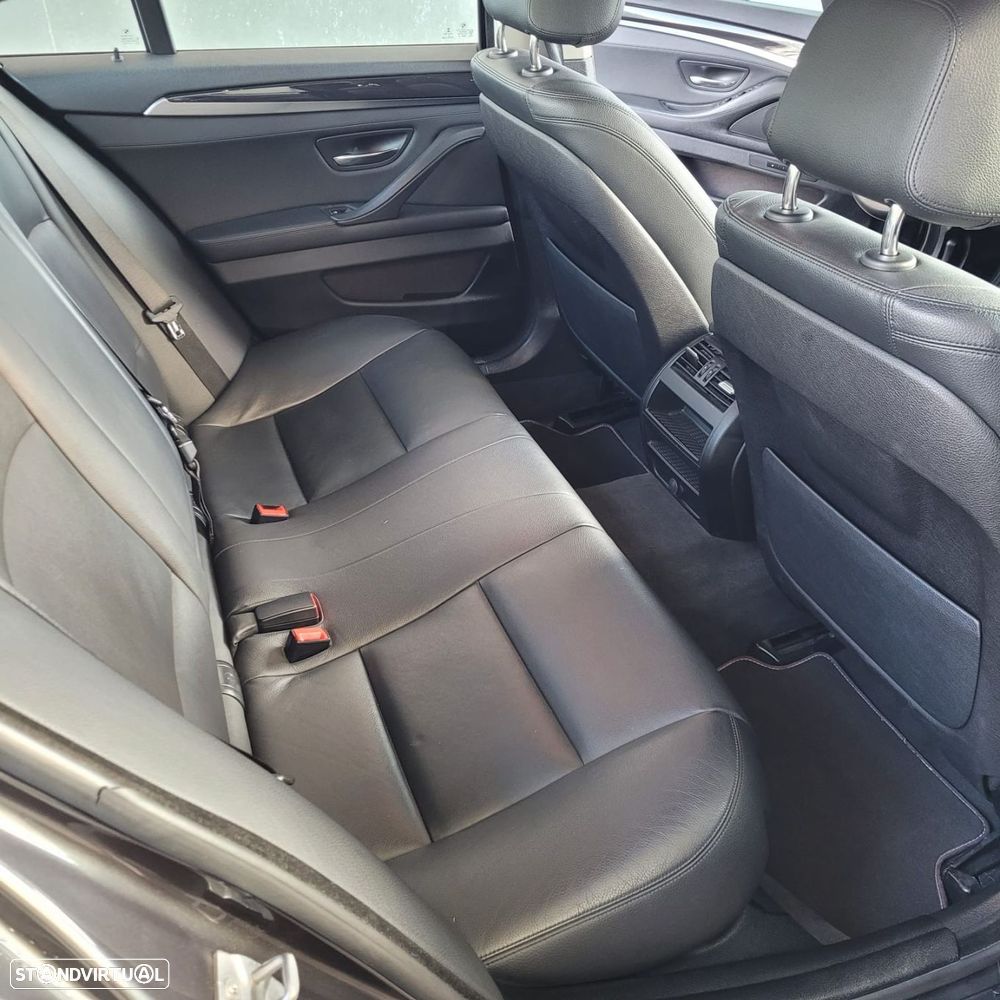 BMW 518 d Line Luxury Auto - 23