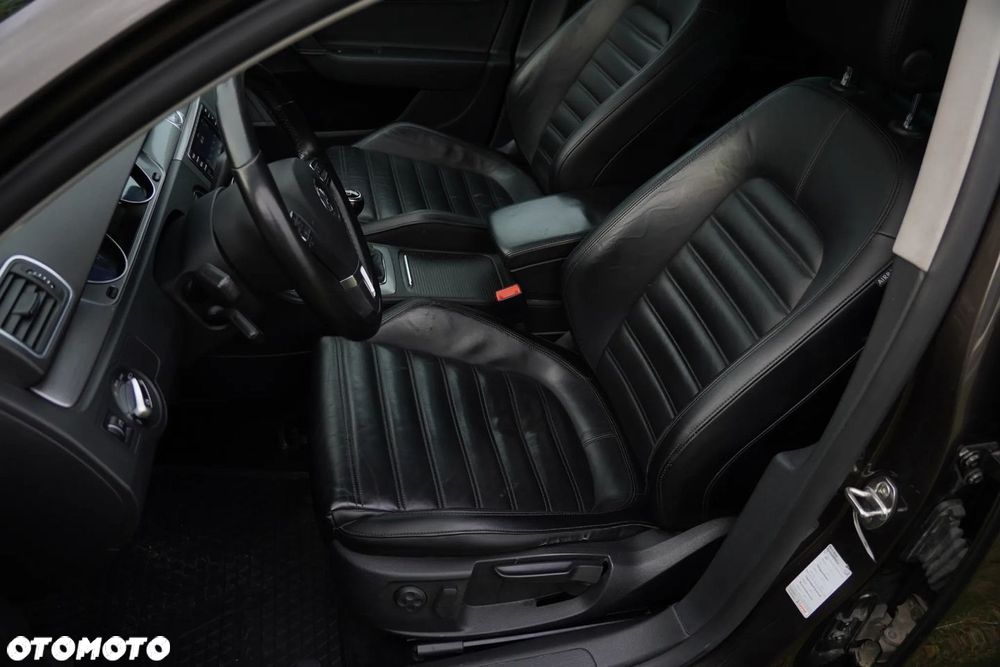 Volkswagen Passat 2.0 TDI BlueMotion Technology Highline - 4