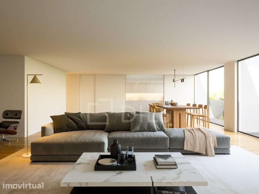 Apartamento T2 com varanda e garagem - Grande imagem: 2/20