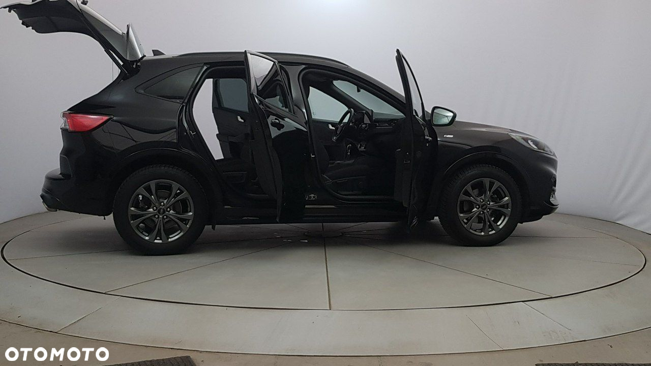 Ford Kuga - 12