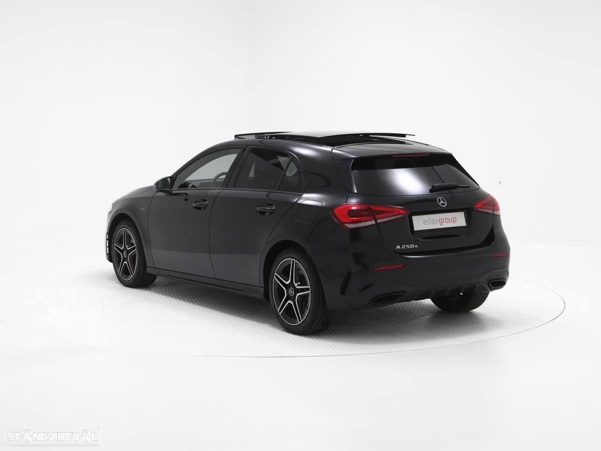 Mercedes-Benz A 250 e 8G-DCT Edition 2020 - 4