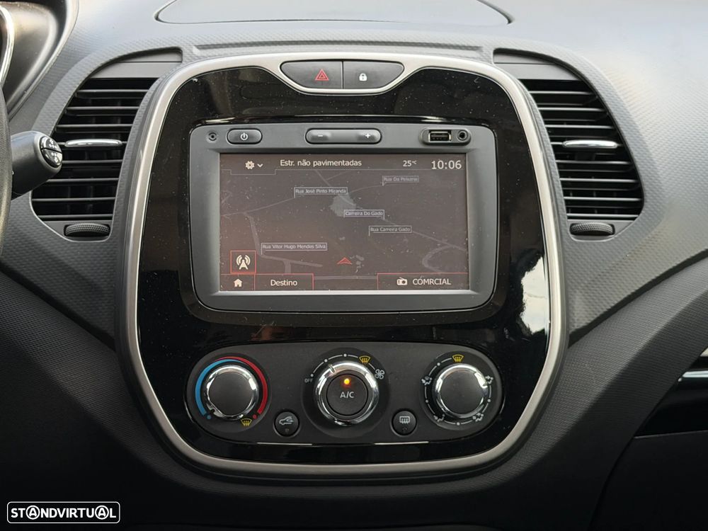 Renault Captur dCi 90 EDC Dynamique - 29