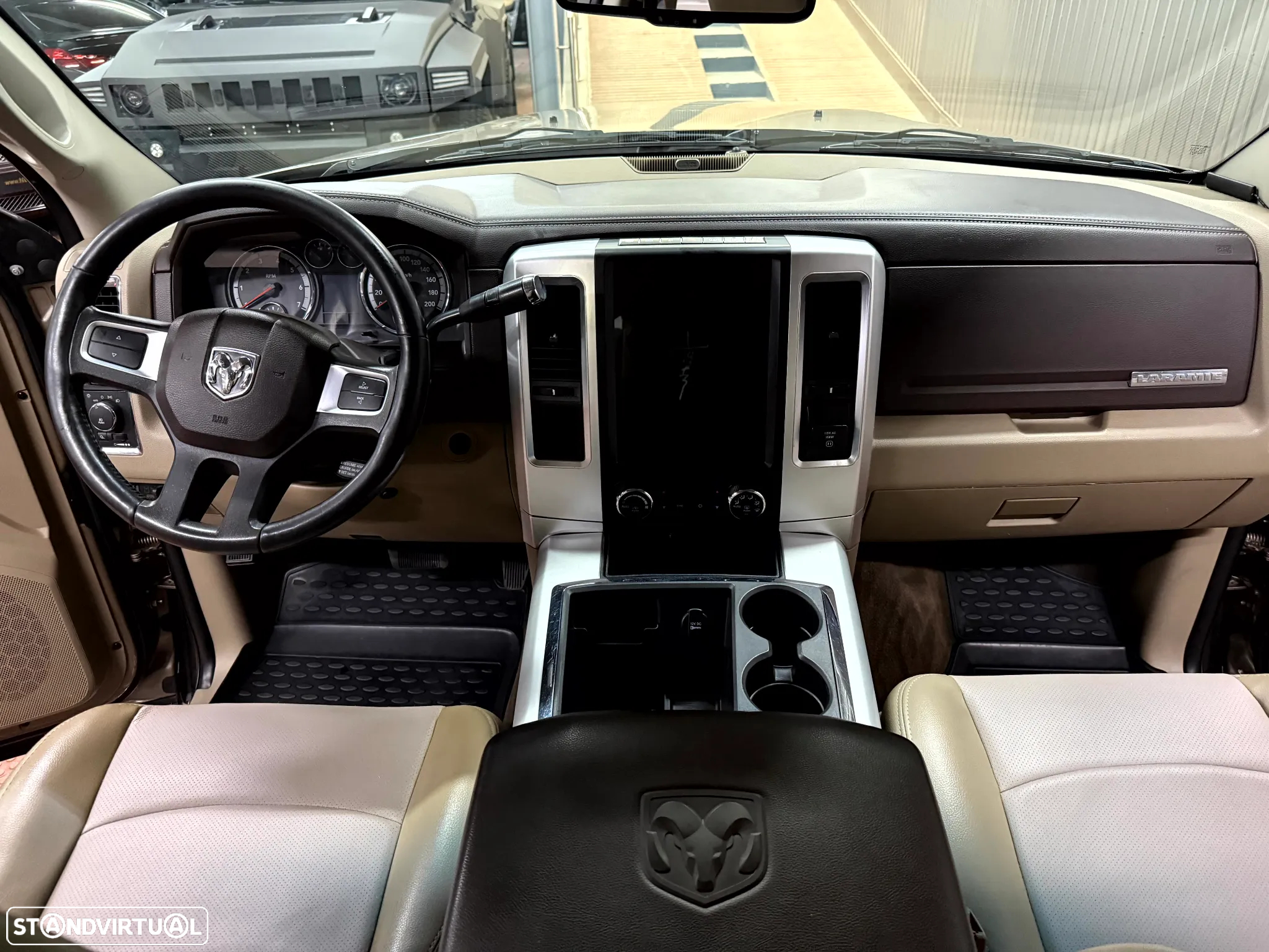 Dodge RAM 3500 Dually 6.7 Cummins Laramie - 30