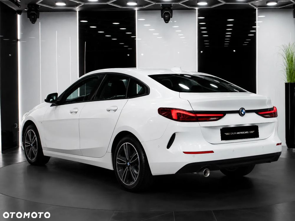 BMW Seria 2 218i M Sport - 5
