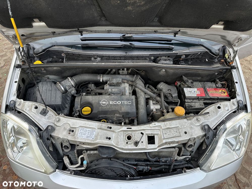 Opel Meriva - 11