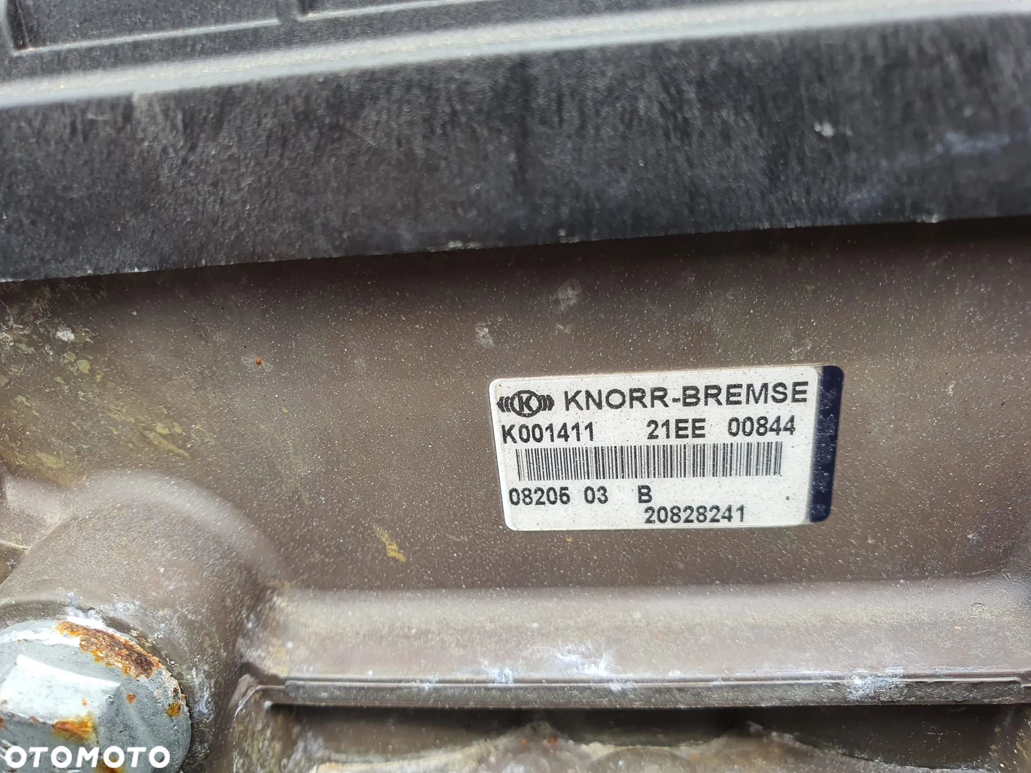 Zawór EBS modulator K001411 21EE 00844 Volvo FE - 4
