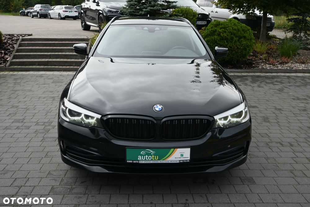 BMW Seria 5 520d xDrive Sport Line sport - 40