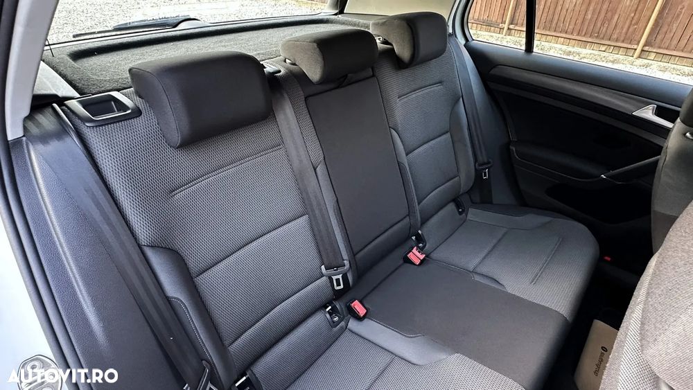 Volkswagen Golf 1.0 TSI Comfortline - 19