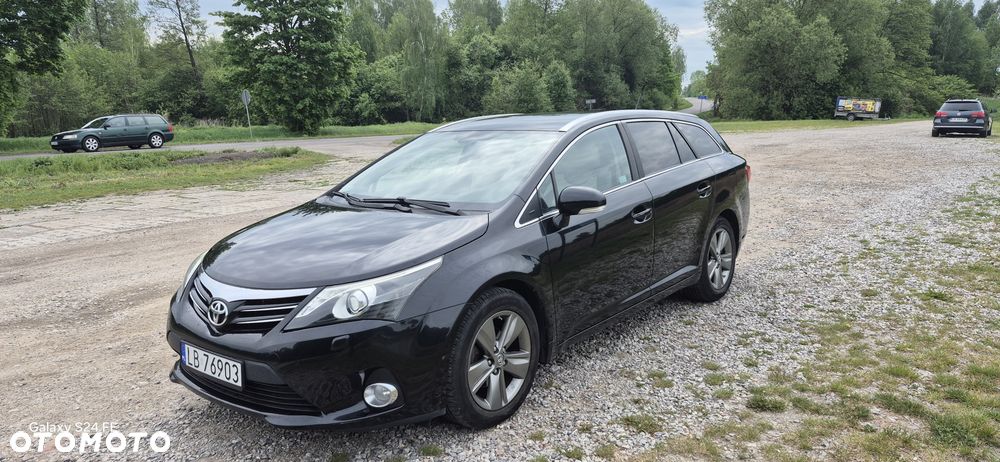 Toyota Avensis 2.0 D-4D Premium - 19
