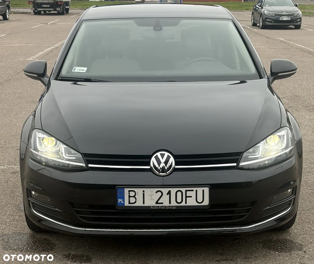 Volkswagen Golf 1.2 TSI BMT Comfortline - 18