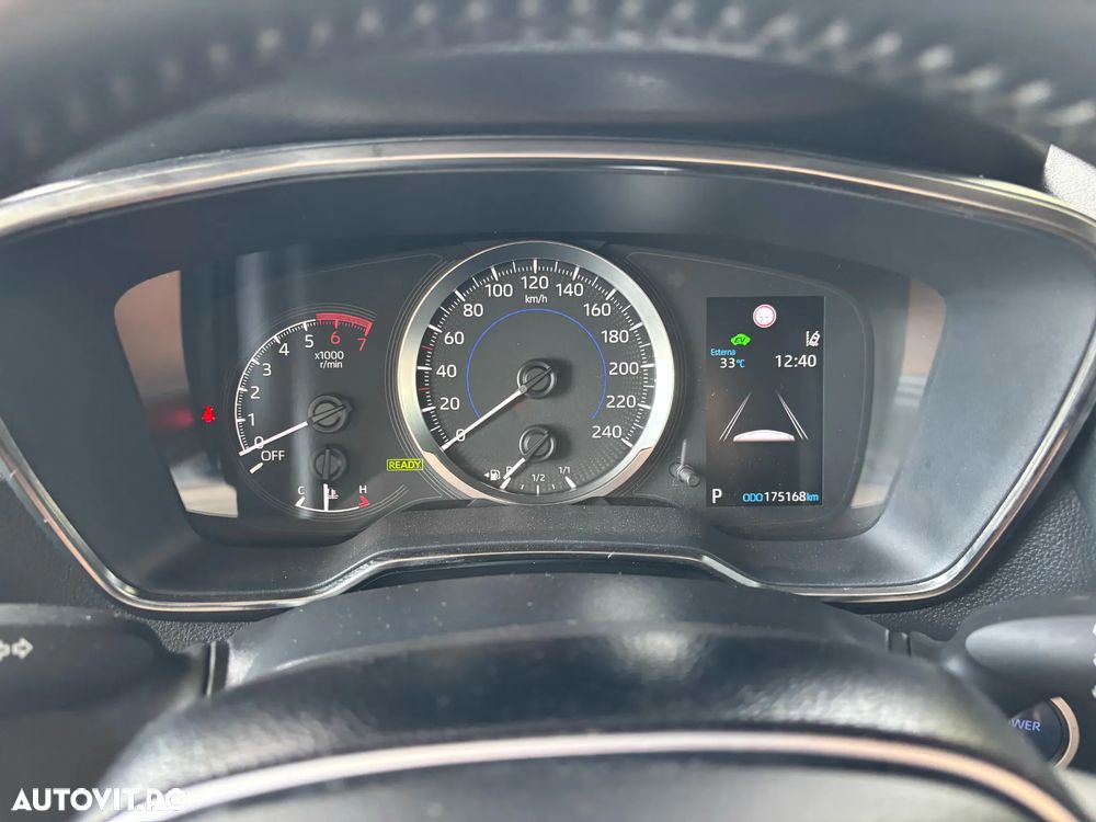 Toyota Corolla 1.8 HSD Business - 15
