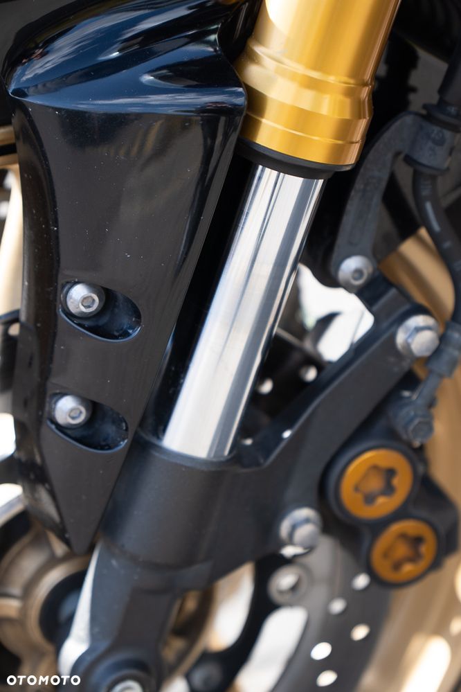 Yamaha FZ8 - 25