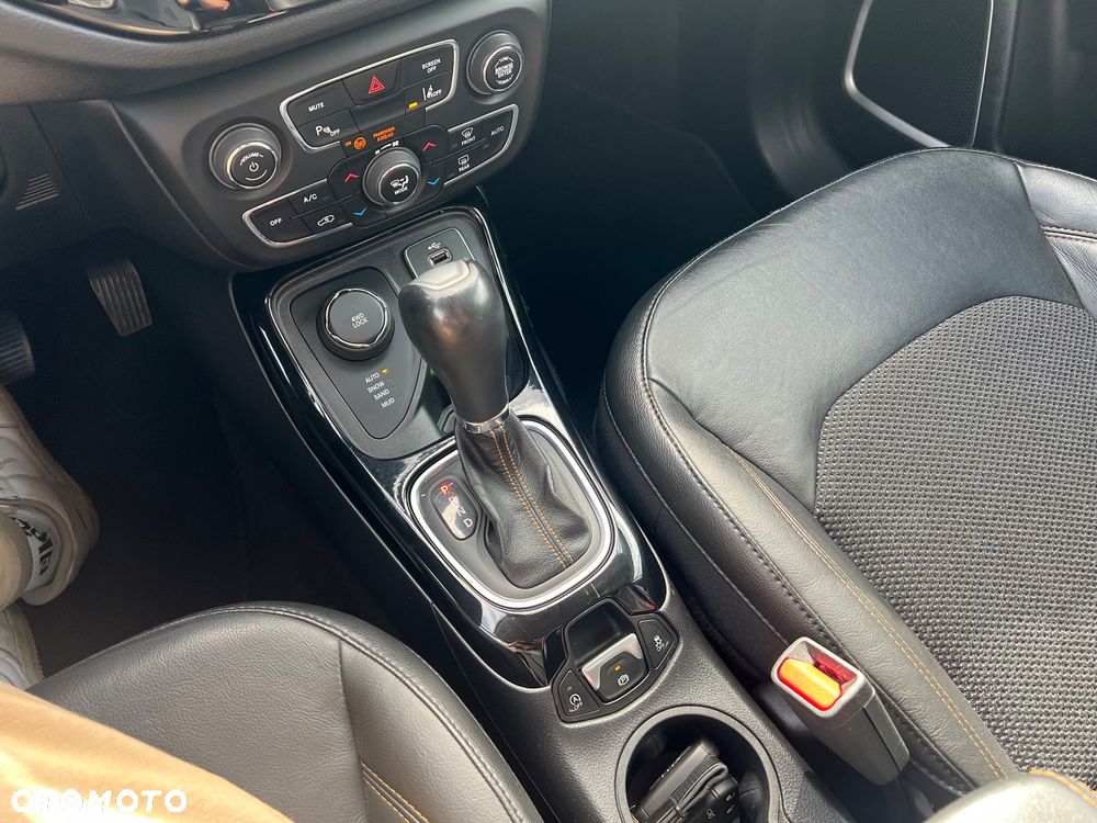 Jeep Compass 2.0 MultiJet Active Drive Automatik Limited - 21