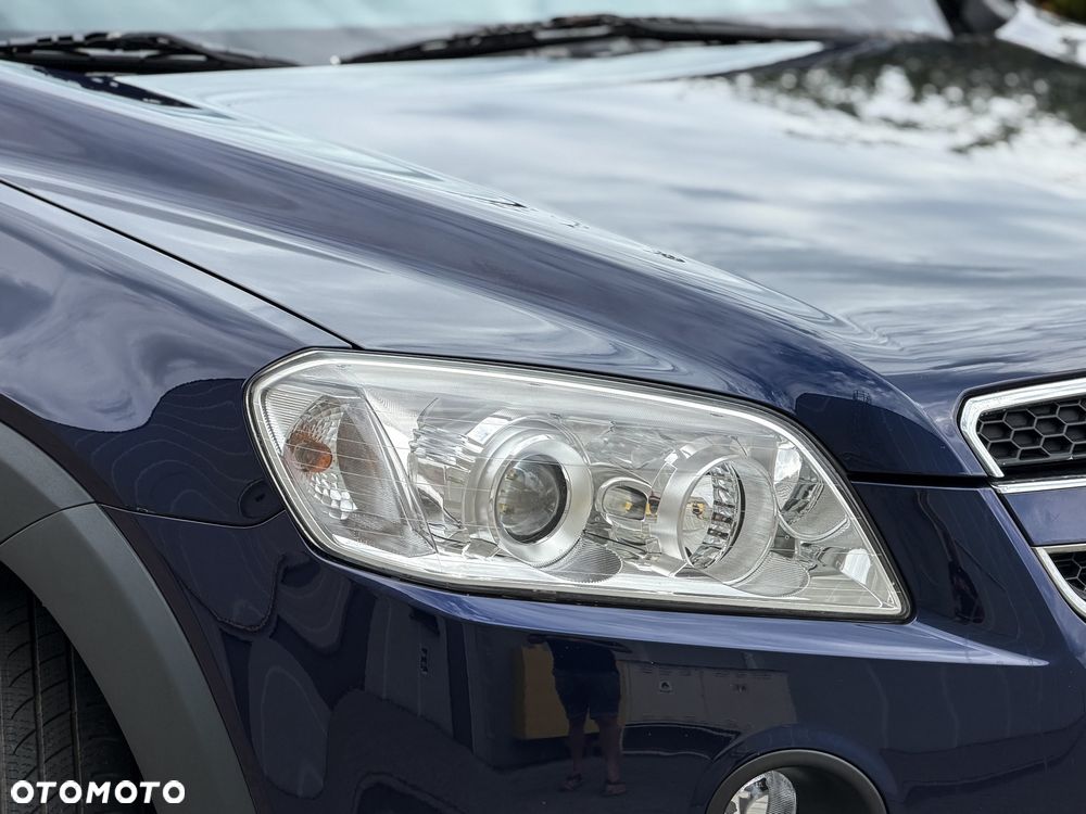 Chevrolet Captiva 2.4 2WD 7 Sitzer LS Family Edition - 11