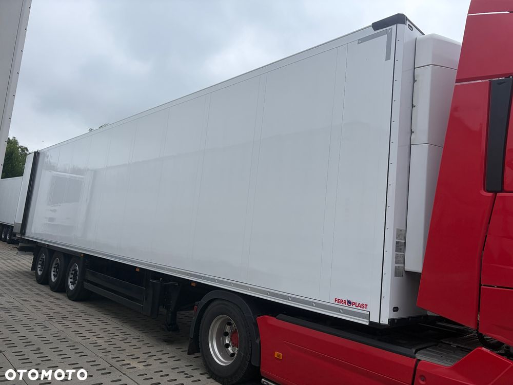 Schmitz Cargobull | 2019 | doppelstock | gruba ściana | - 2