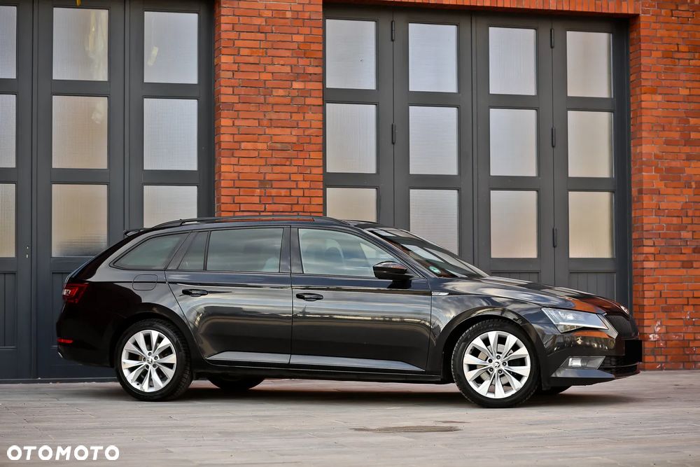 Skoda Superb 2.0 TDI 4x4 DSG Sportline - 3