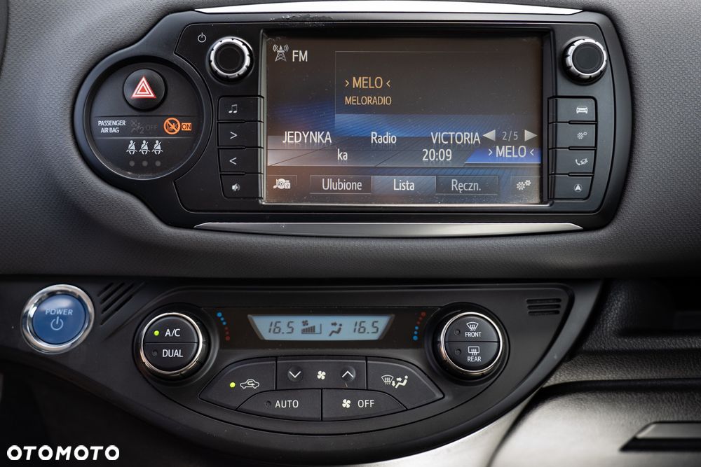 Toyota Yaris Hybrid 100 Active EU6 - 39