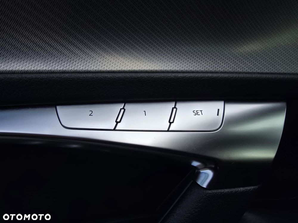 Audi A6 Avant 40 TDI quattro S tronic sport - 23