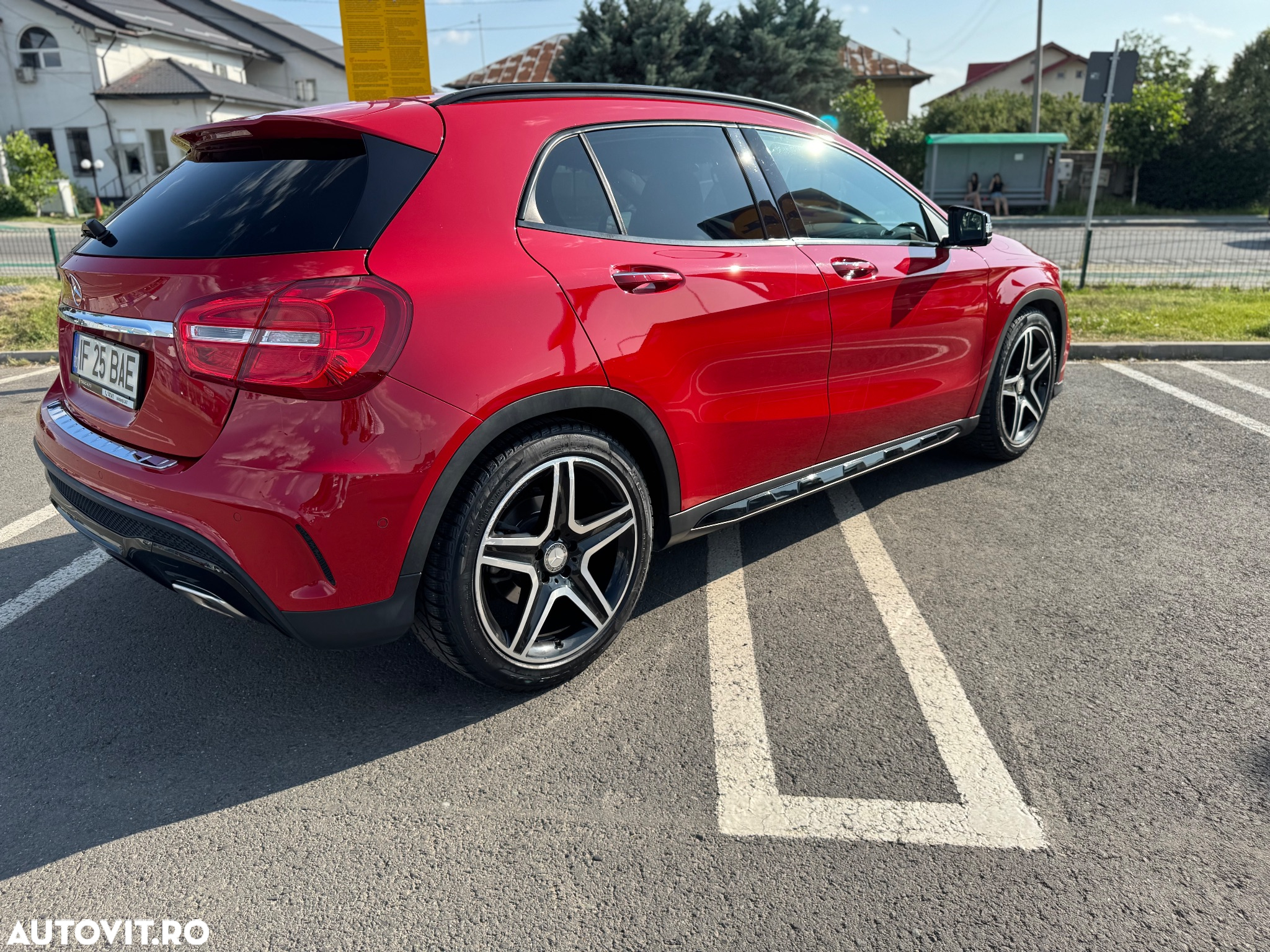 Mercedes-Benz GLA 220 d 4MATIC Aut. - 4