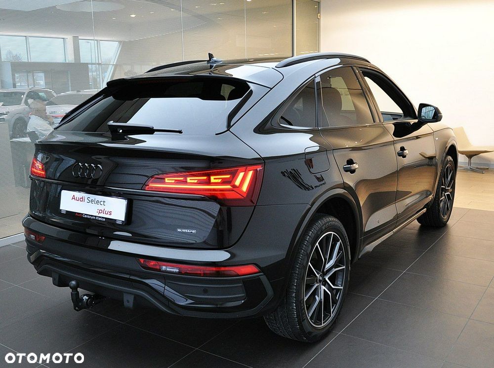 Audi Q5 Sportback - 4