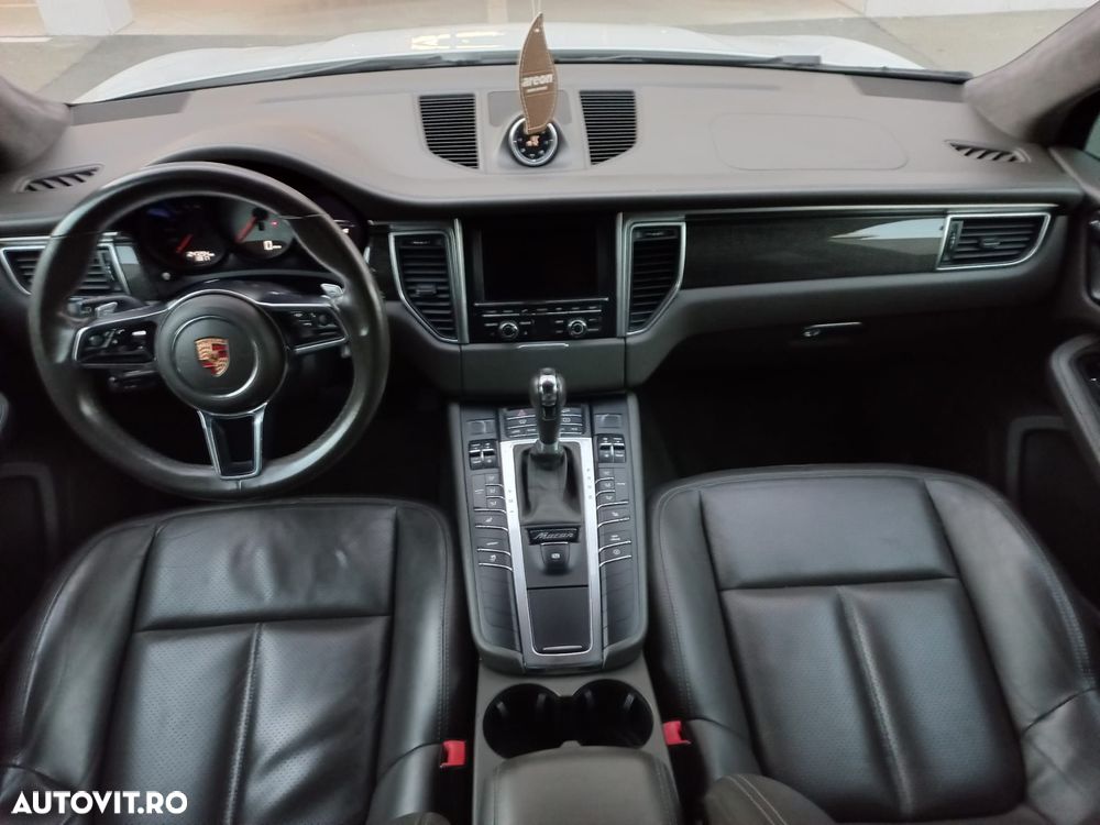 Porsche Macan 3.0 PDK S - 24