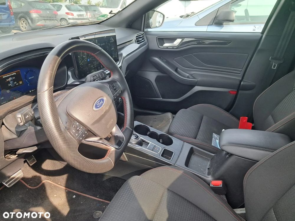 Ford Focus - 18